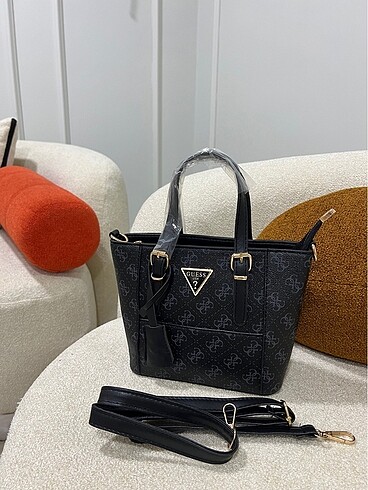 Guess siyah çanta
