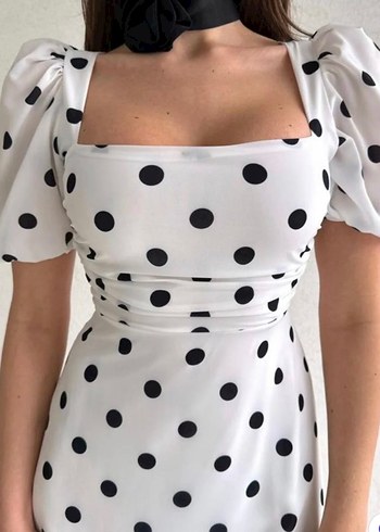 Siyah Puantiyeli Beyaz Uzun Elbise - Görsel 2