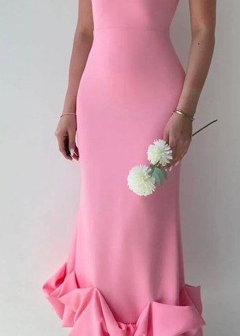 Pembe Uzun Volanlı Elbise - Görsel 3