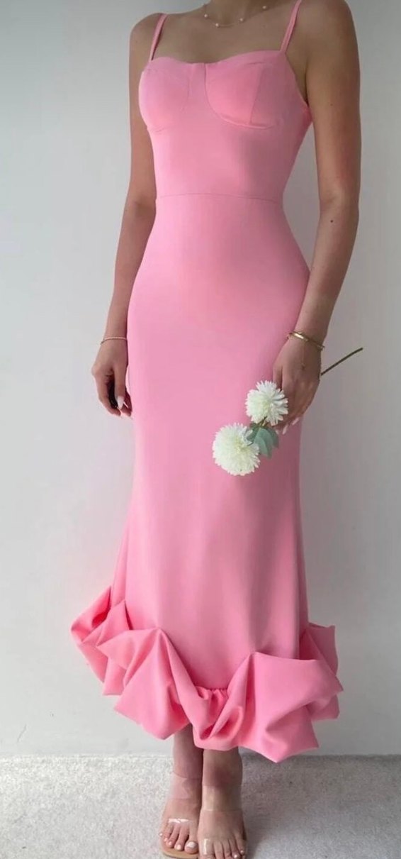 Pembe Uzun Volanlı Elbise - Görsel 3