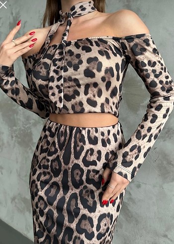 Leopar Desenli Uzun Kollu Straplez Elbise - Görsel 4