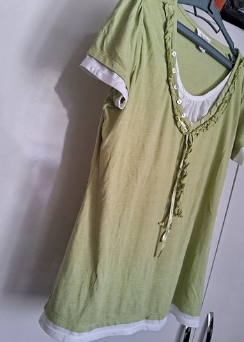 Dantel Detaylı Yeşil Tişört - Görsel 2