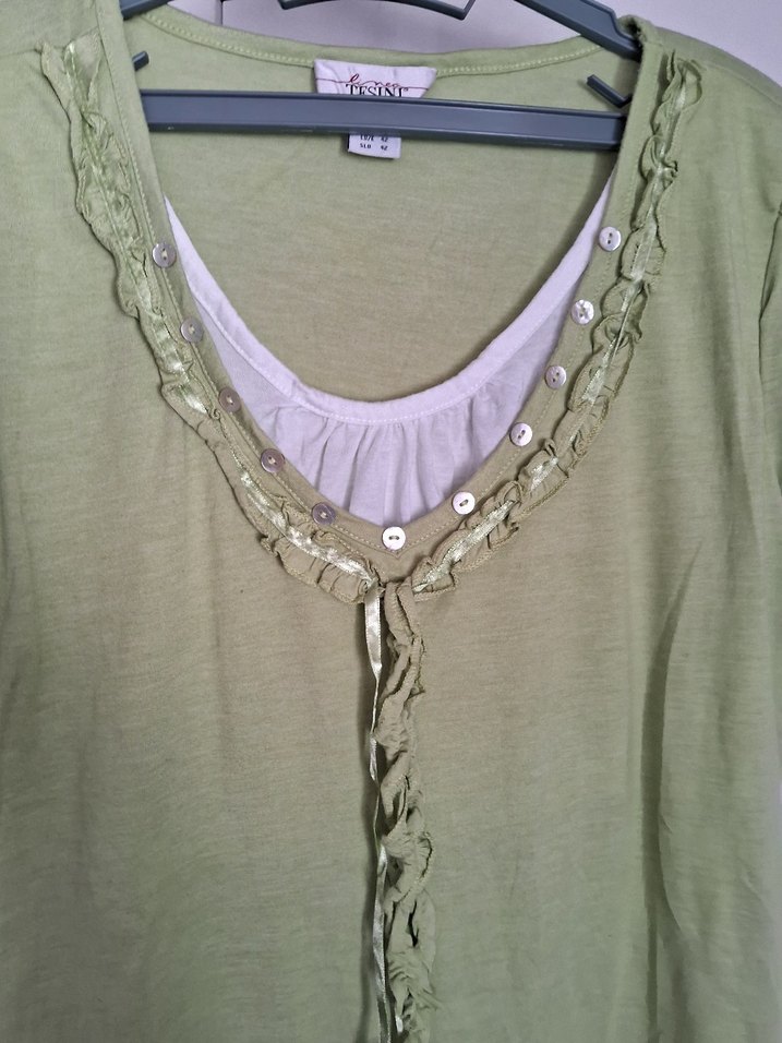 Dantel Detaylı Yeşil Tişört - Görsel 4