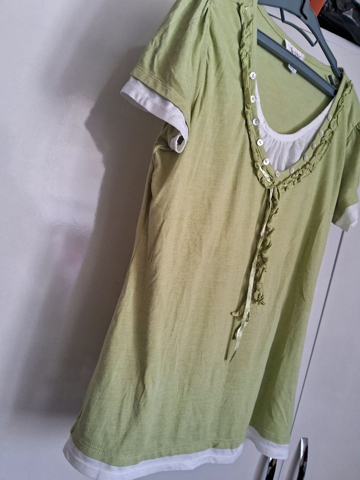 Dantel Detaylı Yeşil Tişört - Görsel 2