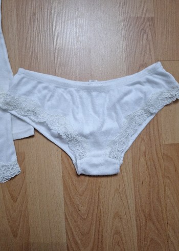 11-12 Yaş Beden beyaz Renk Beyaz 12 yaş Mini Atlet ve Külot Takımı