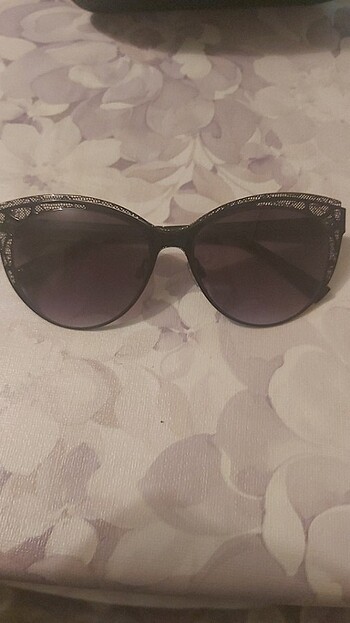 Gucci Güneş Gözlügü