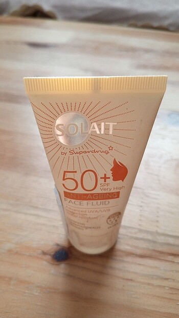 Beden Renk SOLAIT YAŞLANMA KARŞITI GÜNEŞ YÜZ KREMİ YENİ SPF 50+5ml