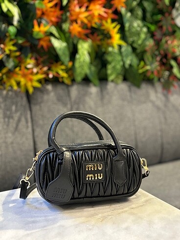Miu Miu Çanta
