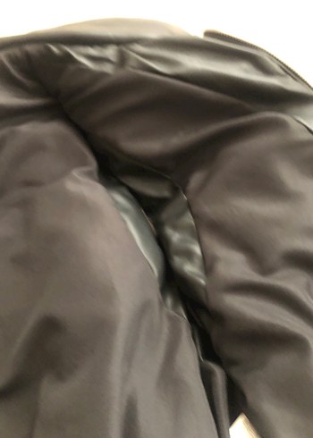 Deri Siyah Dik Yaka Kadın Şişme Yelek - Görsel 4