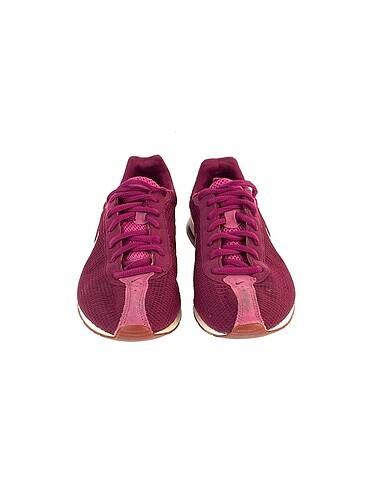 36,5 Beden Nike Spor Ayakkabı %70 İndirimli.