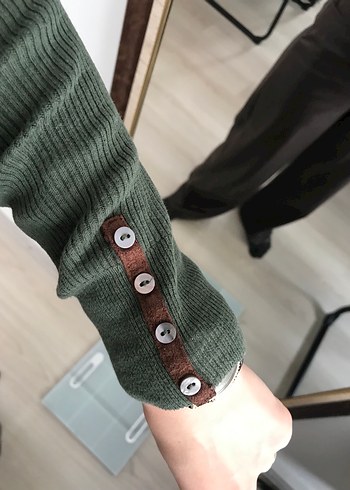 Düğmeli haki renk Xs triko hırka - Görsel 4