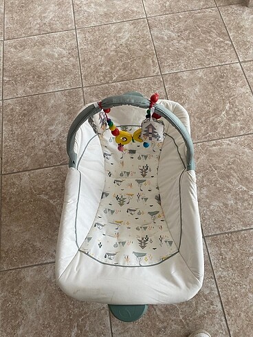 0 - 13 kg Beden yeşil Renk Joie sallanabilir ana kucağı