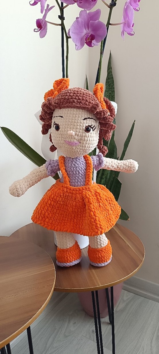 Turuncu Elbiseli Renkli Örgü Bebek - Görsel 2