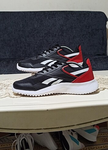 45 Beden Reebok orjinal 