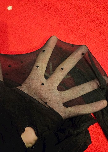 Desenli kullanılmış kokulu yırtık Külotlu Çorap - Görsel 2