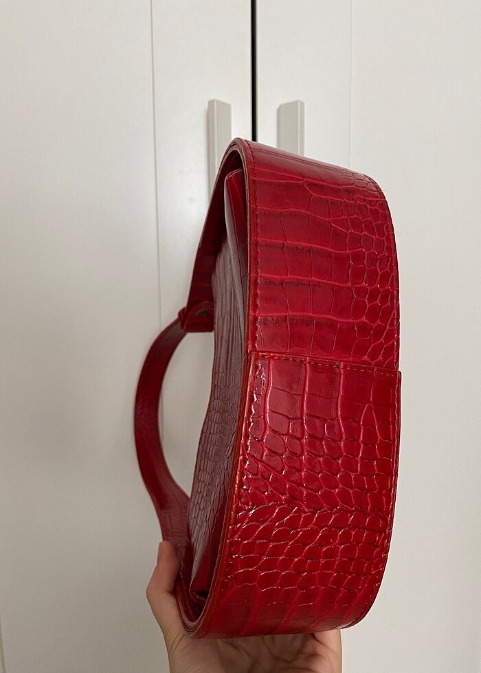 kırmızı kol çantası - Görsel 5