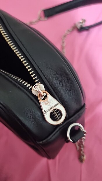 Beden siyah Renk Stradivarius zincirli siyah askılı çanta