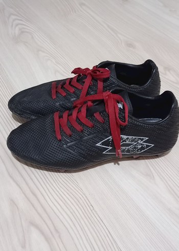 Lotto Koyu Kırmızı Bağcıklı Erkek Futbol Ayakkabısı