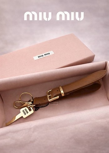 Miu Miu - Görsel 2