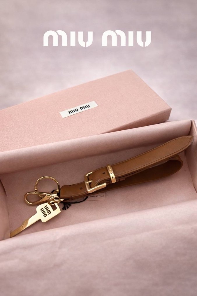 Miu Miu - Görsel 2