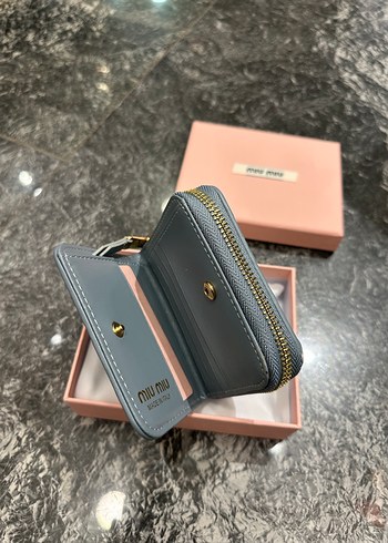 Miu Miu Pembe Deri Nakışlı Fermuarlı Cüzdan - Görsel 5