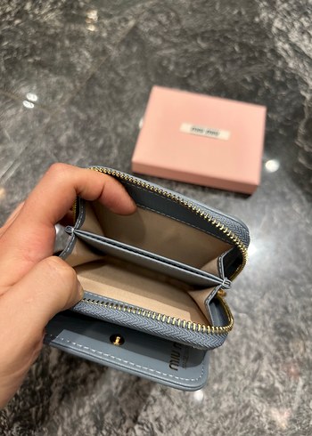 Miu Miu Pembe Deri Nakışlı Fermuarlı Cüzdan - Görsel 6