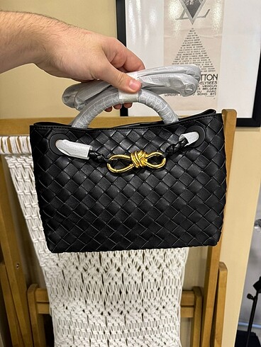 BOTTEGA