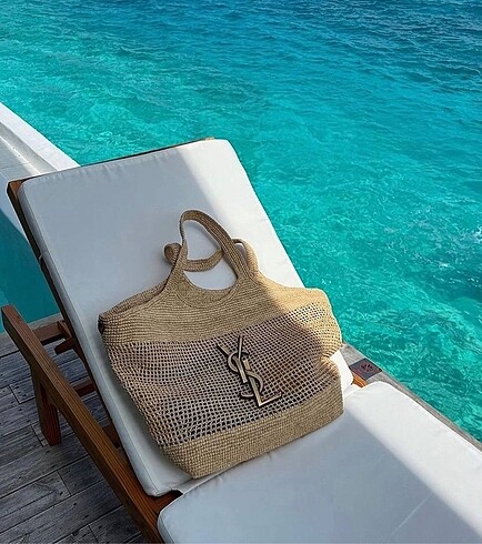 SAINT LAURENT