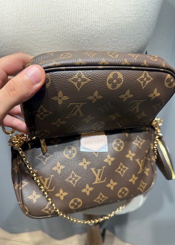 Beden Louıs Vuitton