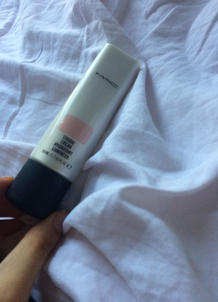 Sephora mac strobe cream