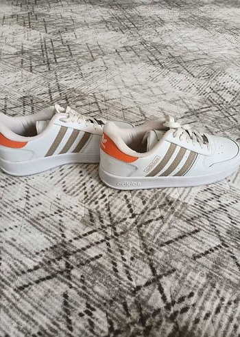 Adidas Spor Ayakkabı