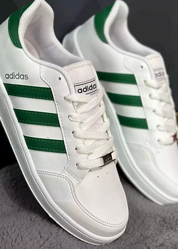 Adidas Spor Ayakkabı