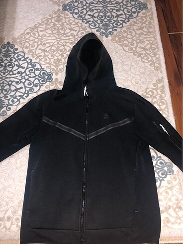 Nike nike tech fleece siyah m beden temiz defosuz