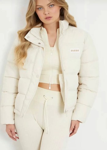 Guess Guess Beyaz Mini Kısa Boy Mont