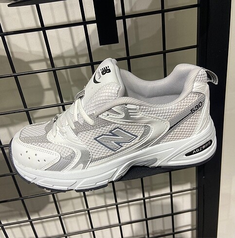 New Balance spor ayakkabı
