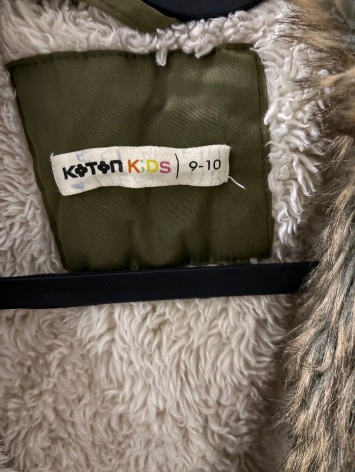 Kürk Detaylı Çocuk Mont - Görsel 4