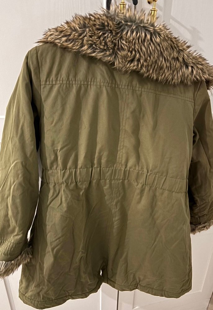 Kürk Detaylı Çocuk Mont - Görsel 3