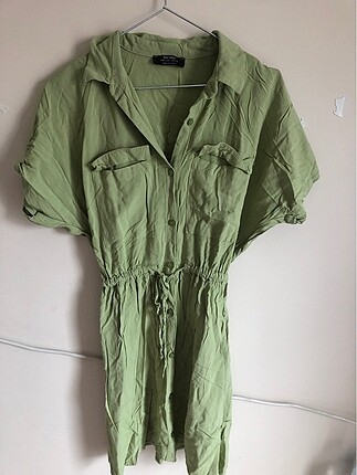 Bershka Elbise