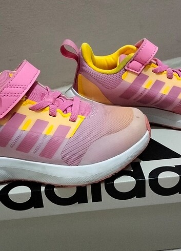 Adidas Kız çocuk spor ayakkabı