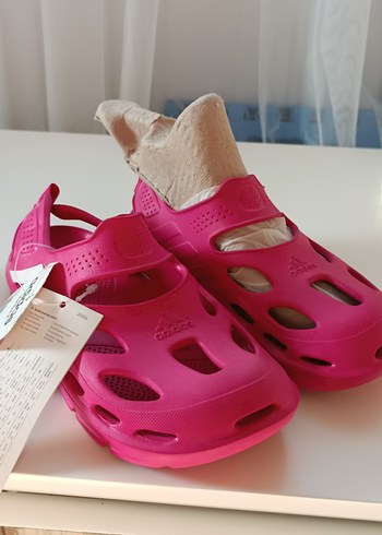Kız Çocuk Pembe Adidas Kaydırmaz Terlik