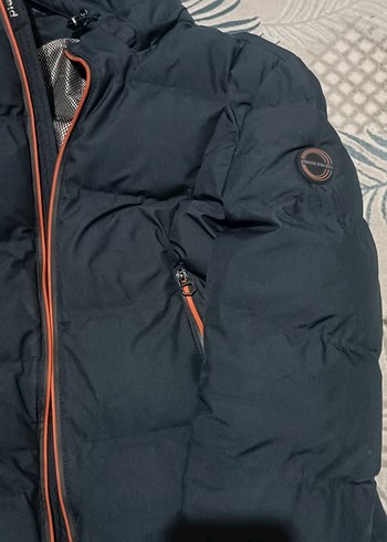 Siyah Fermuarlı Erkek Kaban - Görsel 4