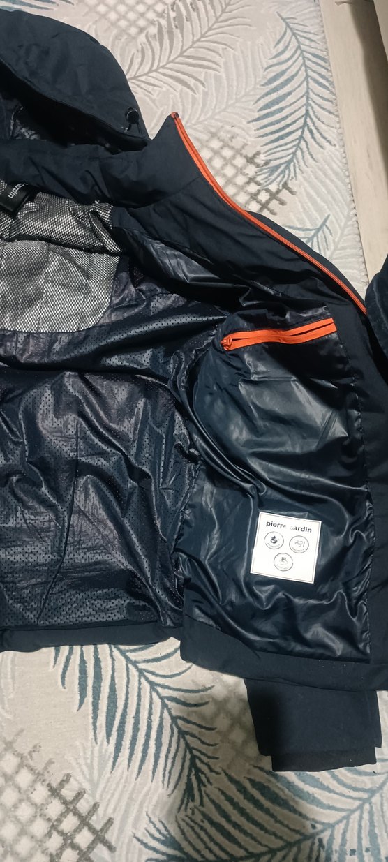 Siyah Fermuarlı Erkek Kaban - Görsel 3