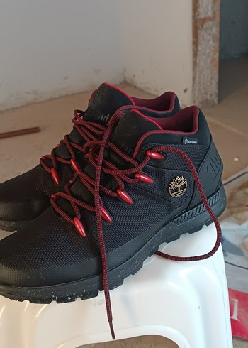 Timberland Siyah Kirmizi Bagcikli Outdoor Bot