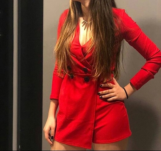 Bershka kırmızı şort tulum