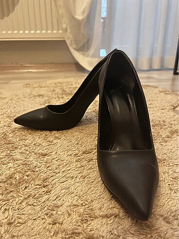 40 Beden siyah Renk Stiletto