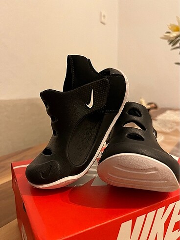 25 Beden siyah Renk Nike Çocuk Sandalet