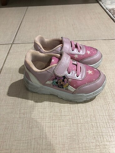 Minnie Mouse Kız çocuk spor ayakkabı