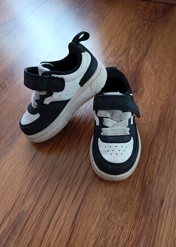 Beyaz Cırtcırtlı Bebek İlk Adım Ayakkabısı - Görsel 4