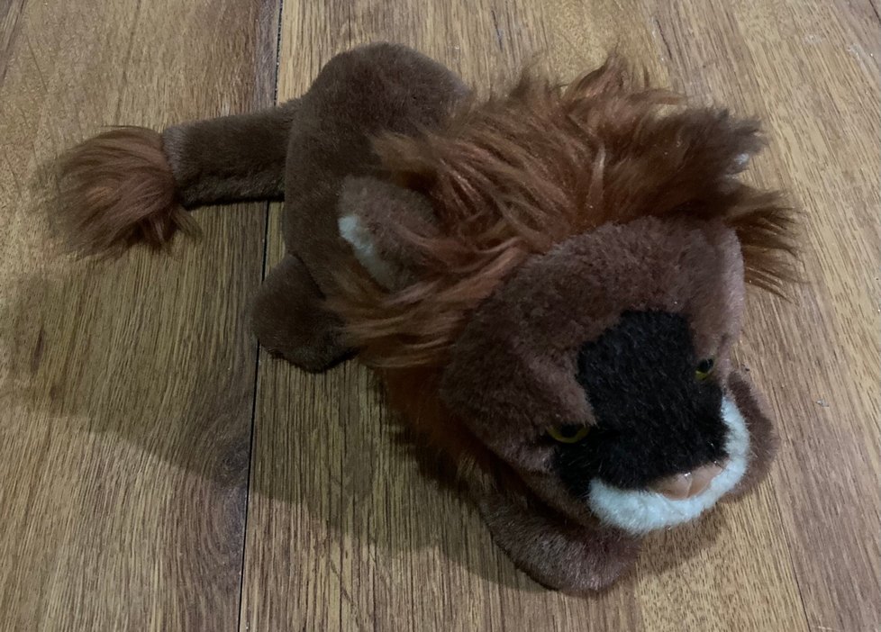 Yatan Aslan Peluş En: 10 cm Boy : 16 cm Vücut uzunluğu: 30 cm - Görsel 3