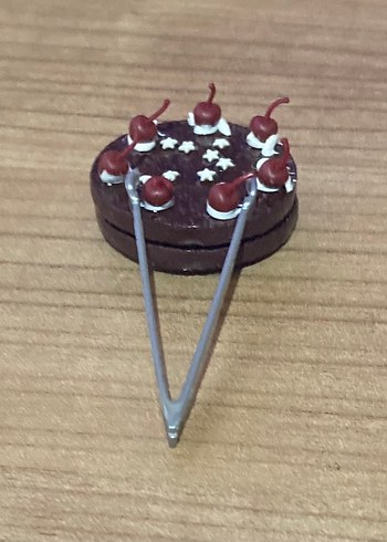 Yeni Mini Brands Masterchef Çikolata Vişneli Kek - Görsel 2